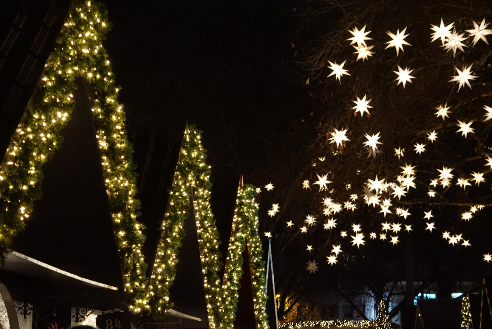 ケルン　ノイマルクト　天使のクリスマスマーケット